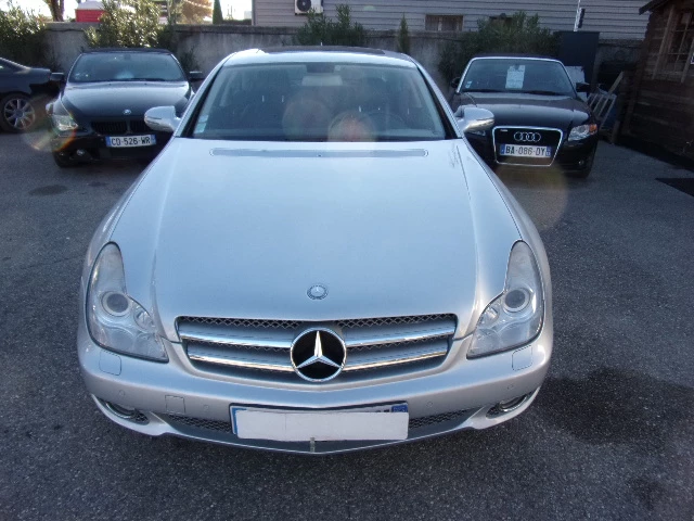 MERCEDEZ 320 CDI  BOITE AUTO EN TBE