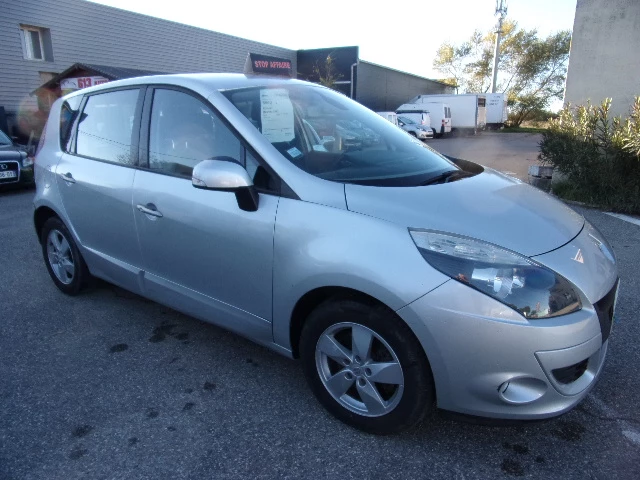 RENAULT SCENIC 3 DCI 110