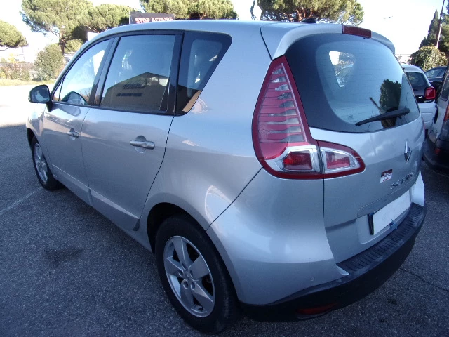 RENAULT SCENIC 3 DCI 110